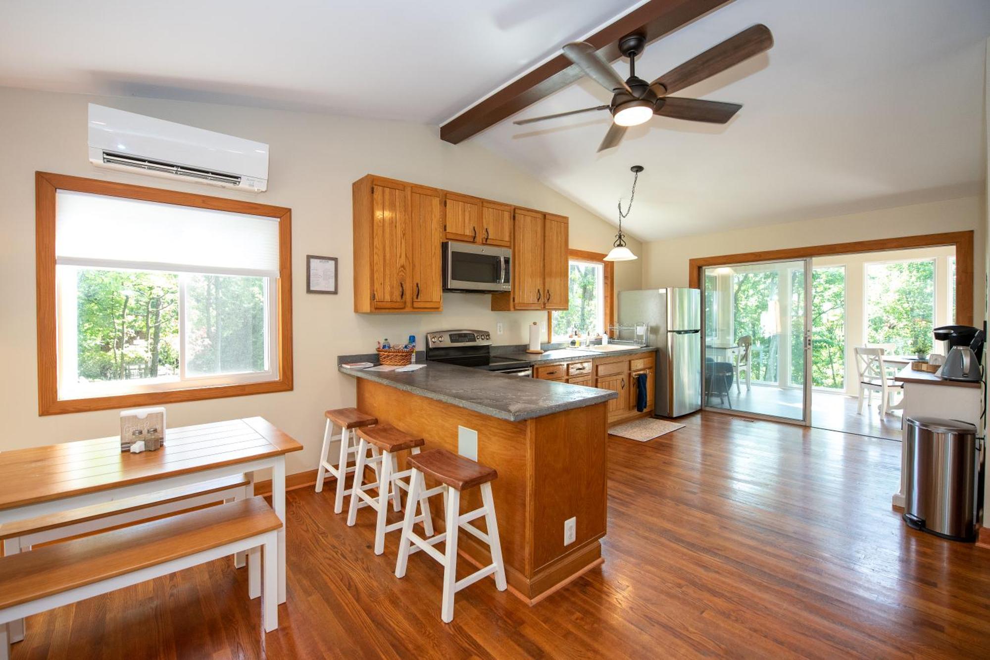 Family Friendly Mountain Cabin With Steam Shower Villa Harpers Ferry Exterior photo